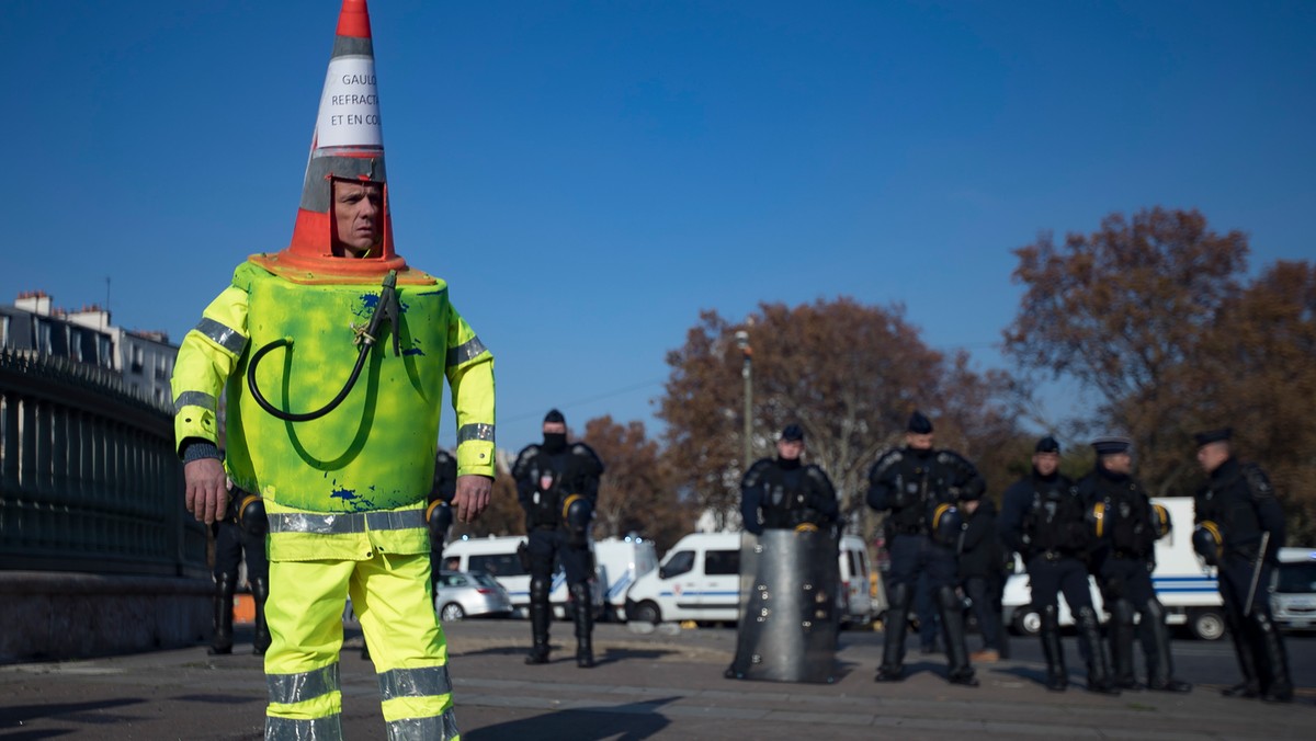 Protesty w Paryżu