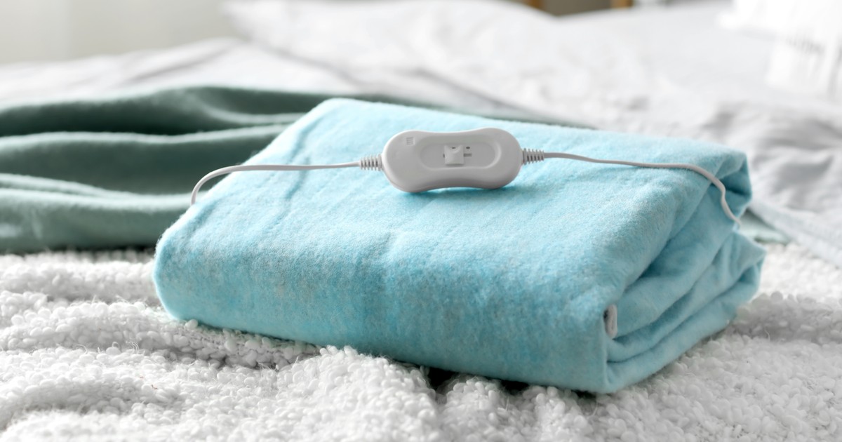 Podgrzewane koce i koce elektryczne. Ile kosztują? Newsweek