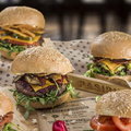 Agora zainwestuje 10 mln zł w burgerownie