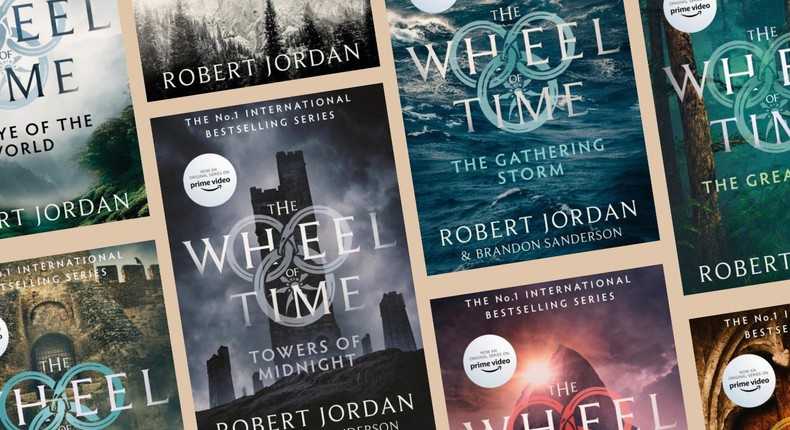 There are 14 main story books and one prequel novel in The Wheel of Time series.Orbit / Hatchette Book Group