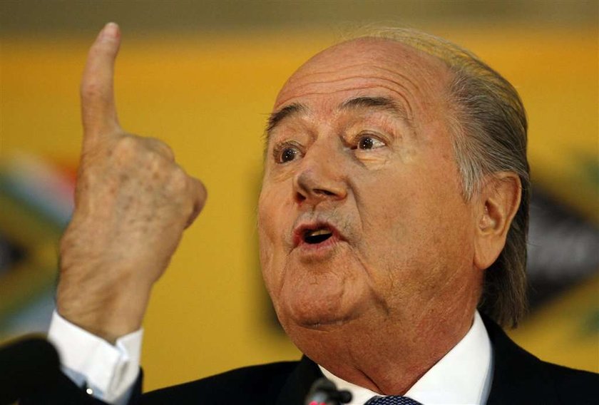 Joseph Blatter powinien zgodzić się na powtórki video w futbolu przed Euro 2012