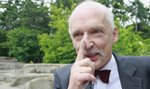 Korwin-Mikke triumfuje w sondażach