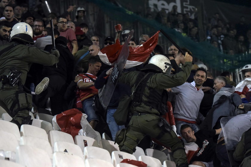 Pseudokibice wywołali burdę  na meczu Panathinaikosu ze Standardem