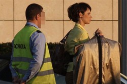 Dorota Gardias spaceruje z... ochroniarzem!