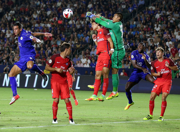 Krychowiak zadebiutował w Paris Saint-Germain. Efektowna wygrana drużyny Polaka. WIDEO