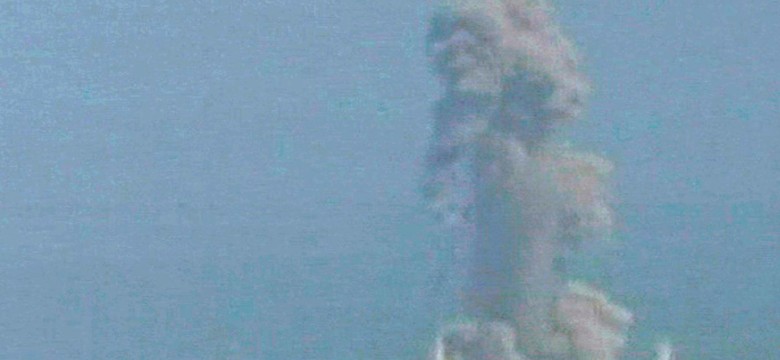 Radioaktywne pręty zupełnie bez osłony w reaktorze