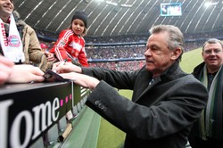 Hitzfeld: Dzwonili do mnie z Polski