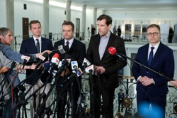 Spór Bocheńskiego z Trzaskowskim o trasę S8. "Desperacka próba wybrnięcia z twarzą"