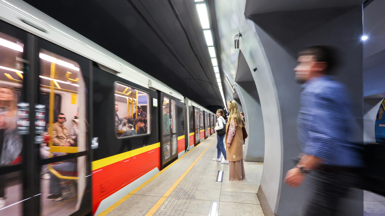 Seria ataków w metrze. Użył gazu łzawiącego i strzelał z pistoletu pneumatycznego