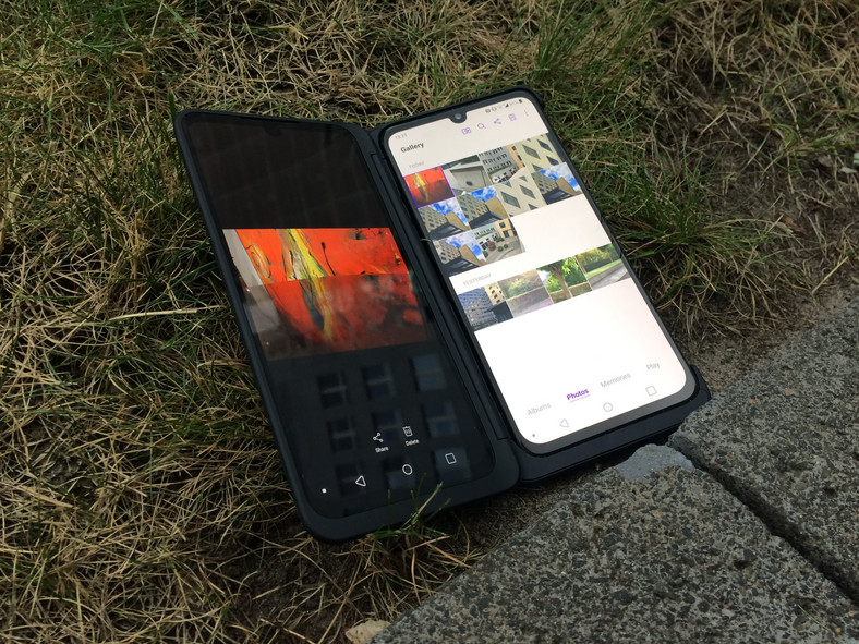 LG G8X ThinQ - przeglądanie galerii zdjęć