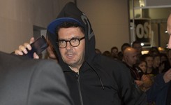 Nieprzyjemny incydent na spotkaniu autorskim Kuby Wojewódzkiego. Musiał interweniować ochroniarz gwiazdora