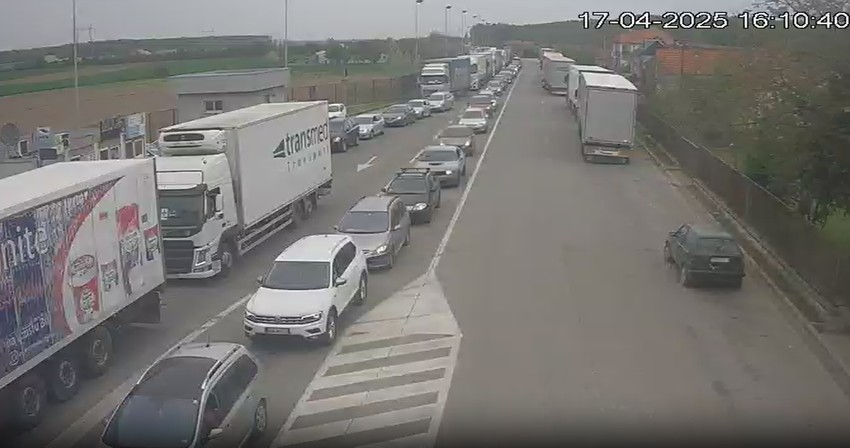 Gužve na graničnom prelazu Sremska Rača