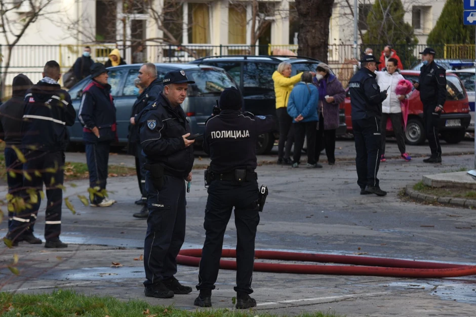 pozar NS 3 foto RAS Nenad Mihajlovic