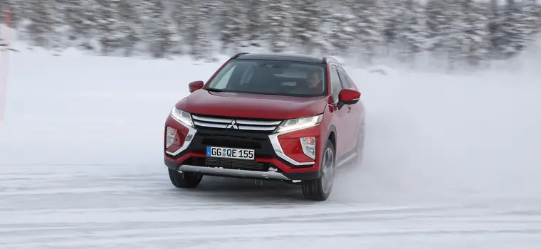 Mitsubishi Eclipse Cross - jak sobie radzi na lodzie?