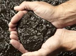 Powstaje luksusowy hotel z gliny i błota