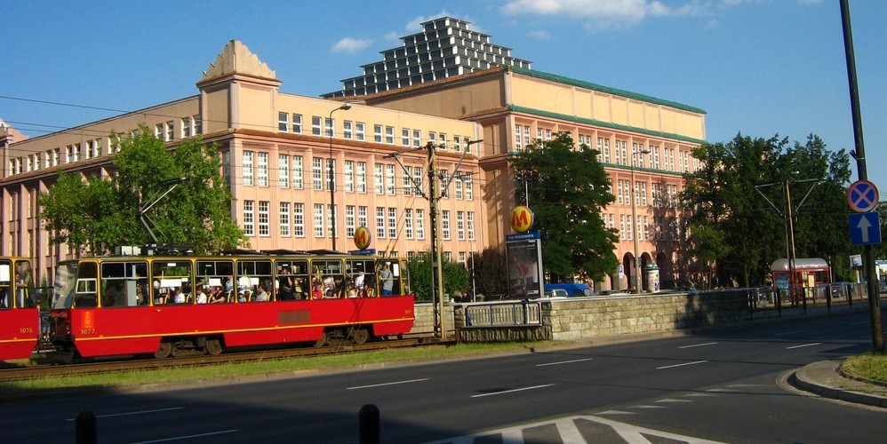 Miejsce 6. Szkoła Główna Handlowa