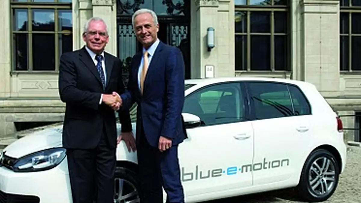 Volkswagen Golf blue e-motion w produkcji od 2013 roku