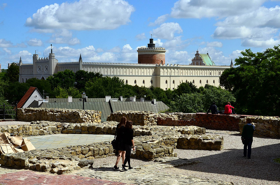 Lublin - zamek od strony placu Po Farze