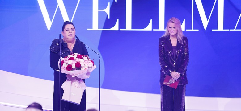 Zaskakujący gest Doroty Wellman. Zeszła ze sceny i oddała kwiaty