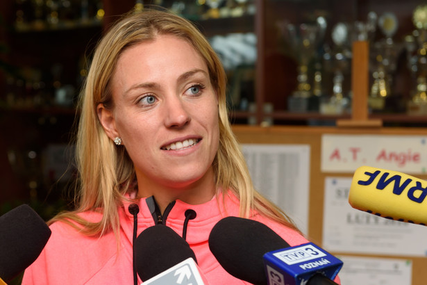 Angelique Kerber przyleciała do Polski i szykuje się na dużą imprezę. WIDEO