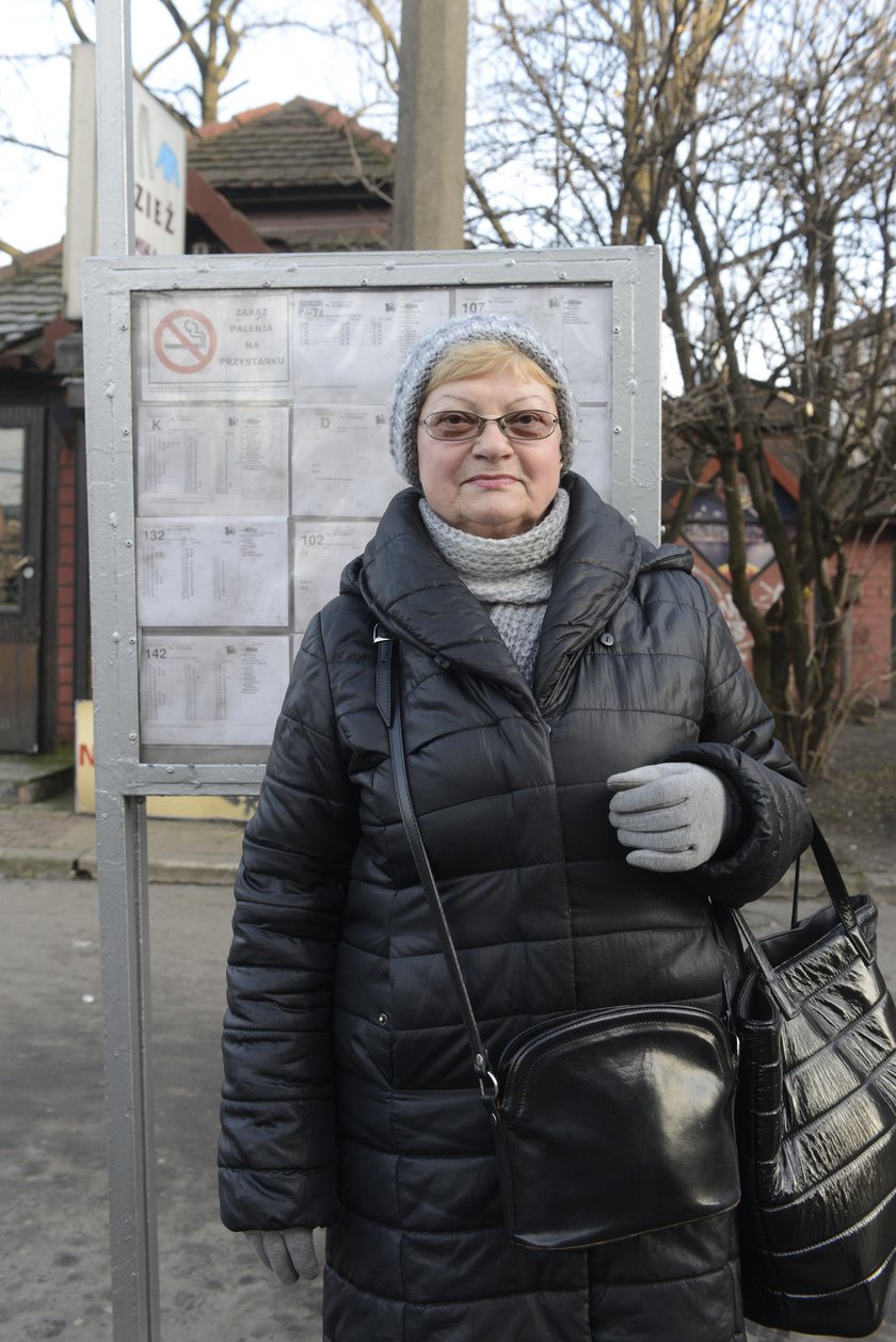 Dlaczego autobusy i tramwaje odjeżdzają z przystanków przed czasem?