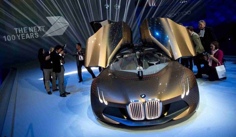 BMW Vision Next 100 - model koncepcyjny samochodu przyszłości według BMW, EPA/SVEN HOPPE Dostawca: PAP/EPA.