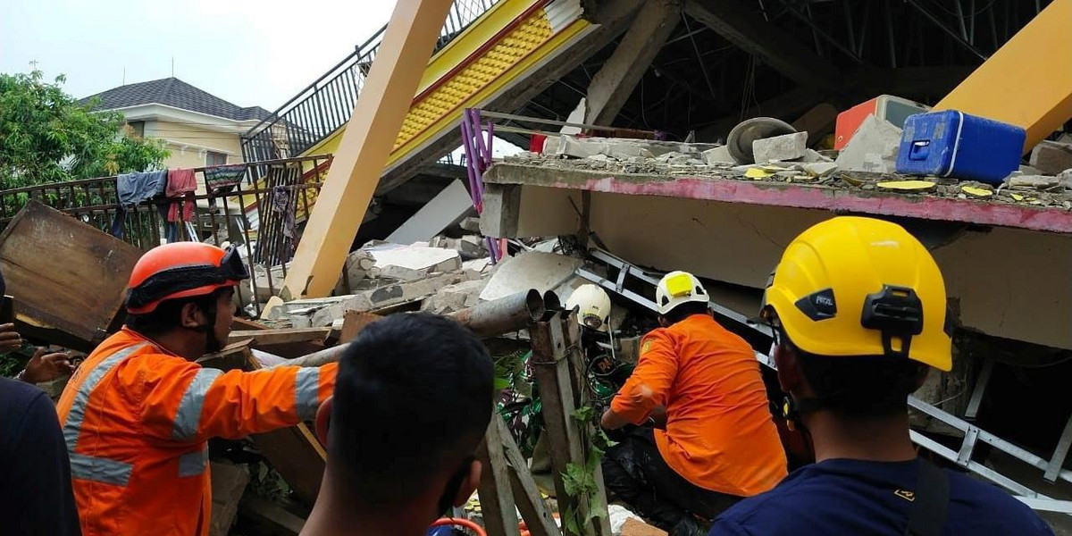 Trzęsienie ziemi w Indonezji