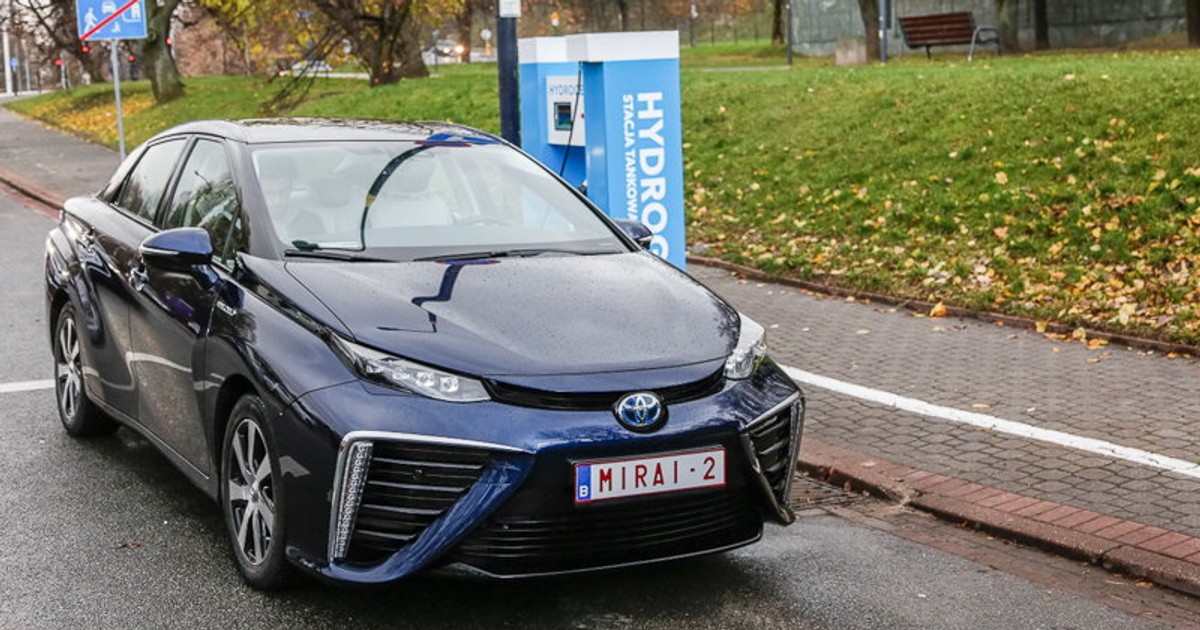 Toyota Mirai Cena W Polsce Z Dwojka Z Przodu Motoryzacja W Interia Pl