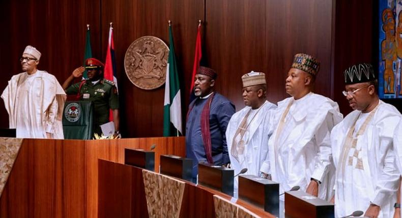 Buhari in closed door meeting with 5 APC Govs (Illustration)