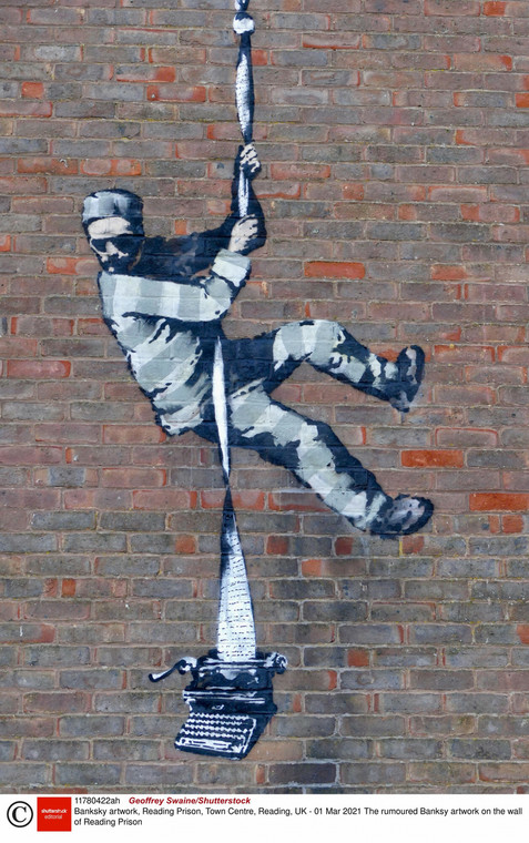 Grafika Banksy'ego na murze więzienia w Reading