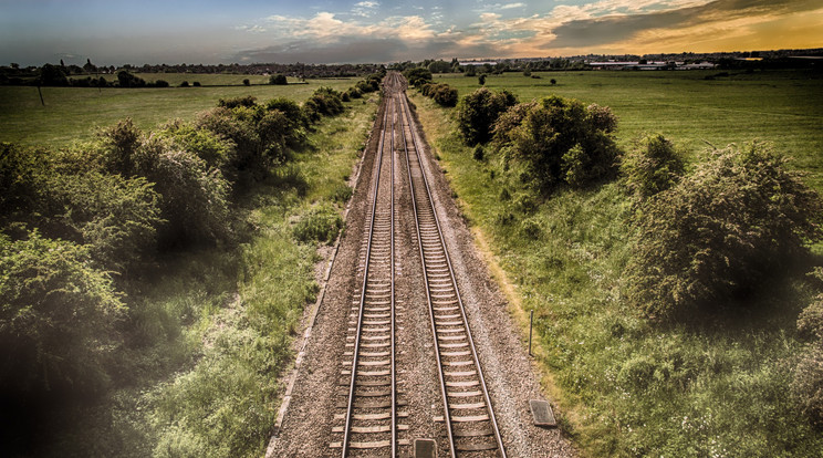 Késnek a vonatok a záhonyi vonalon/Illusztráció: Pexels