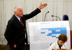 Senat przyjął ustawę o programie "Rodzina 500 plus"