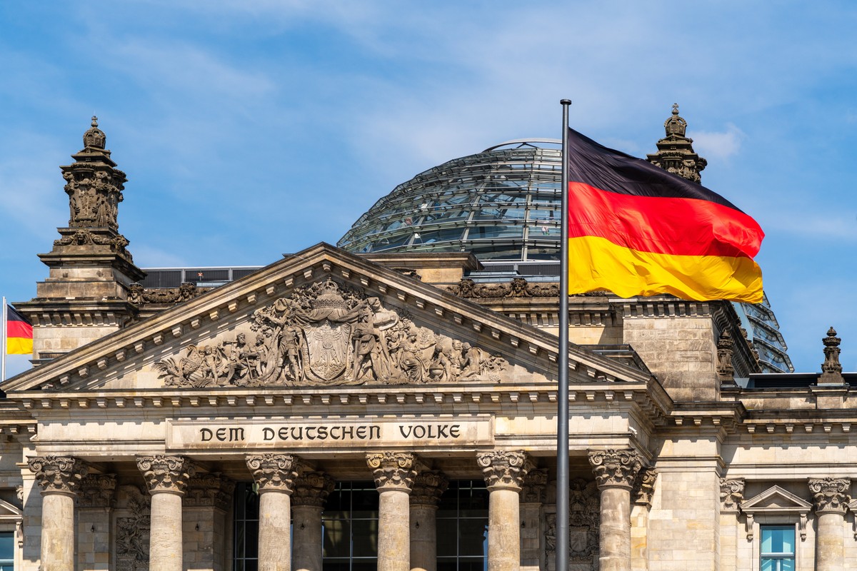 Niemcy odwołały oficjalną wizytę w Chinach, w koalicji rządowej trzeszczy. O co tak naprawdę poszło?