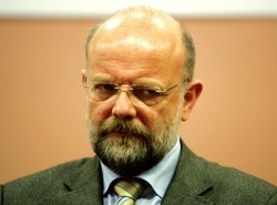 "To Tusk wcześniej poparł Rasmussena"