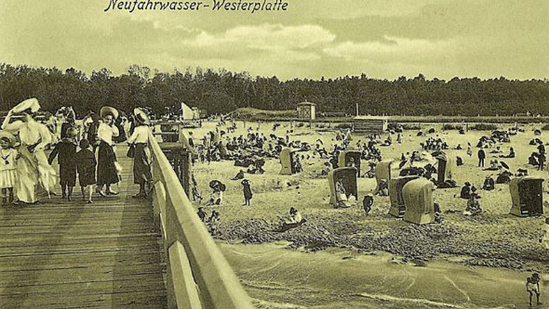 Pocztówka z kąpieliskiem na Westerplatte. Ze zbiorów K. Gryndera