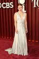 Sadie Sink - 2002. április 16. Bár sokaknak tinédzserként égett be a retinájába, Sadie jelenleg 23 éves. Mélyen dekoltált Prada kreációjában azonnal ellopta a show-t a 2025-ös Tony-díjátadón. 