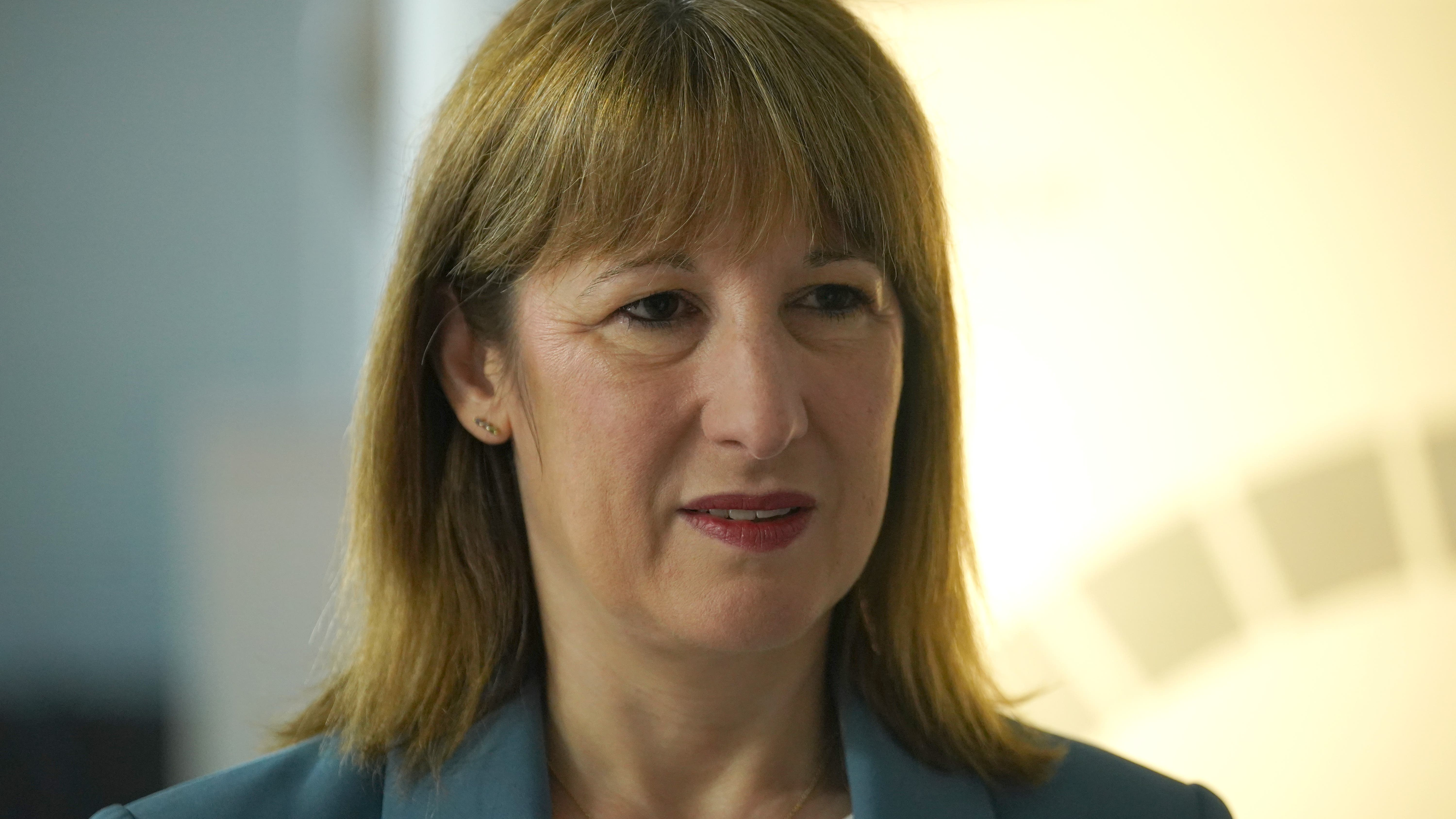 Reeves to visit Cornish tin mine set to be revived