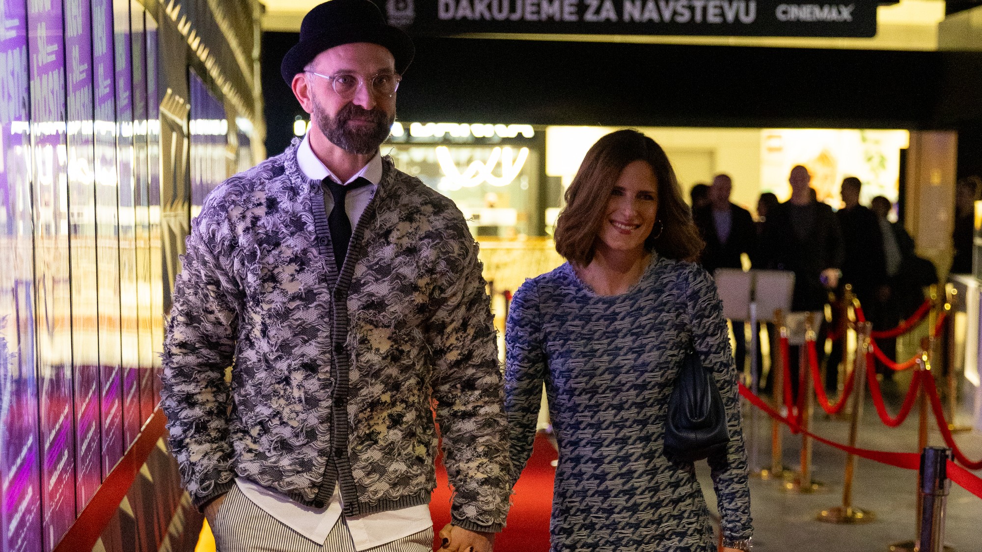 Tomáš Maštalír s manželkou Kristínou. Slávnostná premiéra filmu Keď sa zhasne v Bratislave. 3. 2. 2026