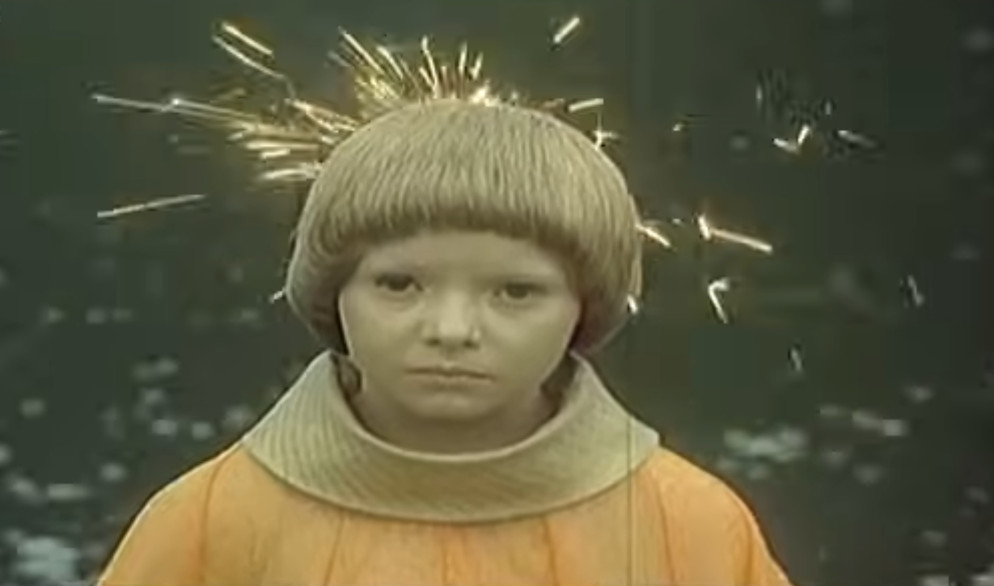 Zuzana Pravňanská ako Majka z Gurunu v seriáli Spadla z oblakov. 