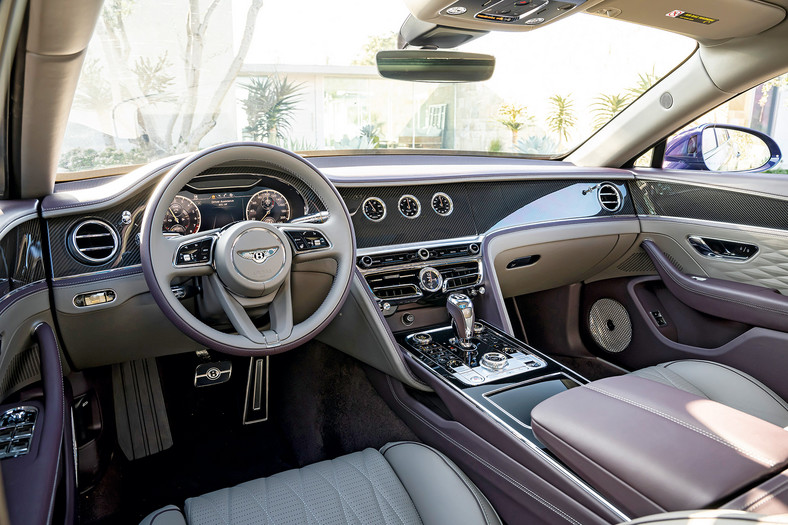 Bentley Flying Spur Hybrid (2022)