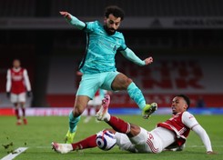 Arsenal dostał lanie od Liverpoolu. 'The Reds' awansowali na piąte miejsce w tabeli