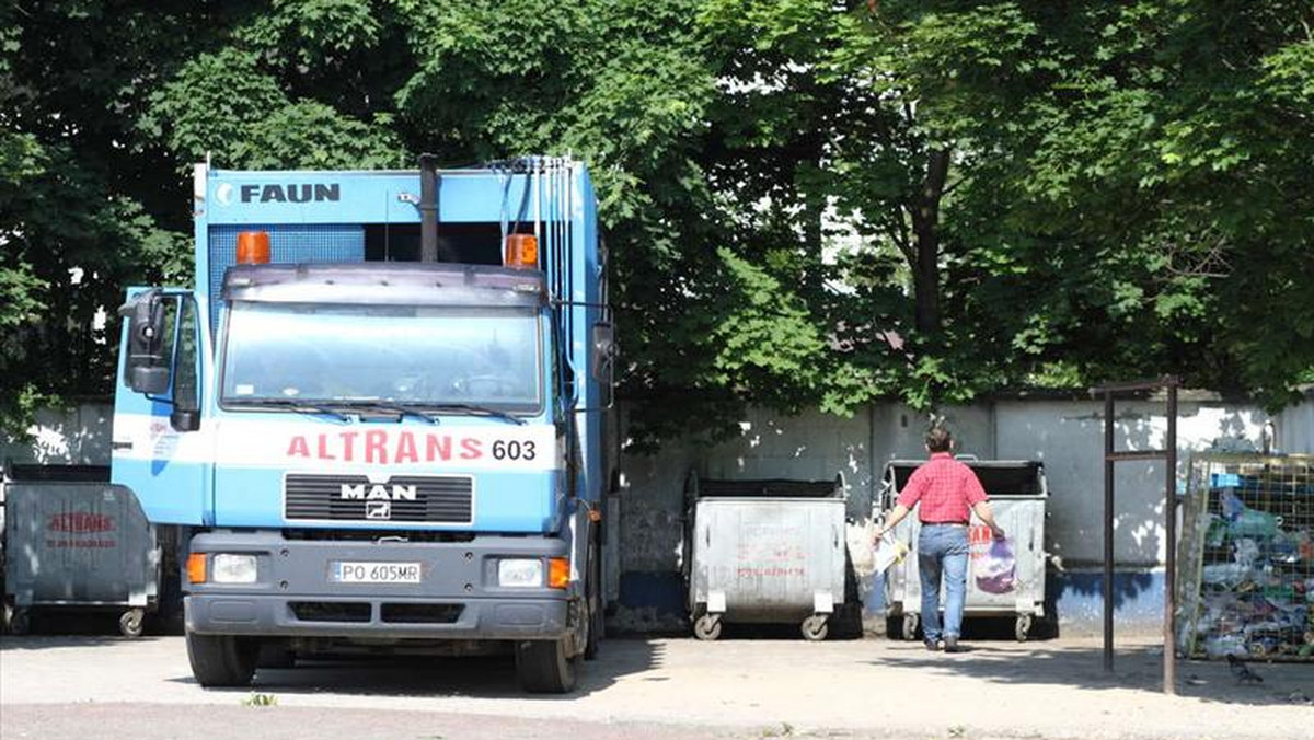 Związek Międzygminny Gospodarki Odpadami Aglomeracji Poznańskiej przedstawił firmy, które będą wywozić śmieci w poszczególnych sektorach miasta.