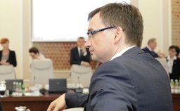 Ziobro o działaniach KE: To polityczna walka z Polską