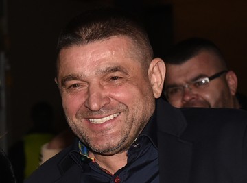 Pevač otkrio tajnu čuvenog hita "BOŽIĆ JE" koja se prenosi sa generacije na generaciju - nećete verovati pod kojim okolnostima je nastala!