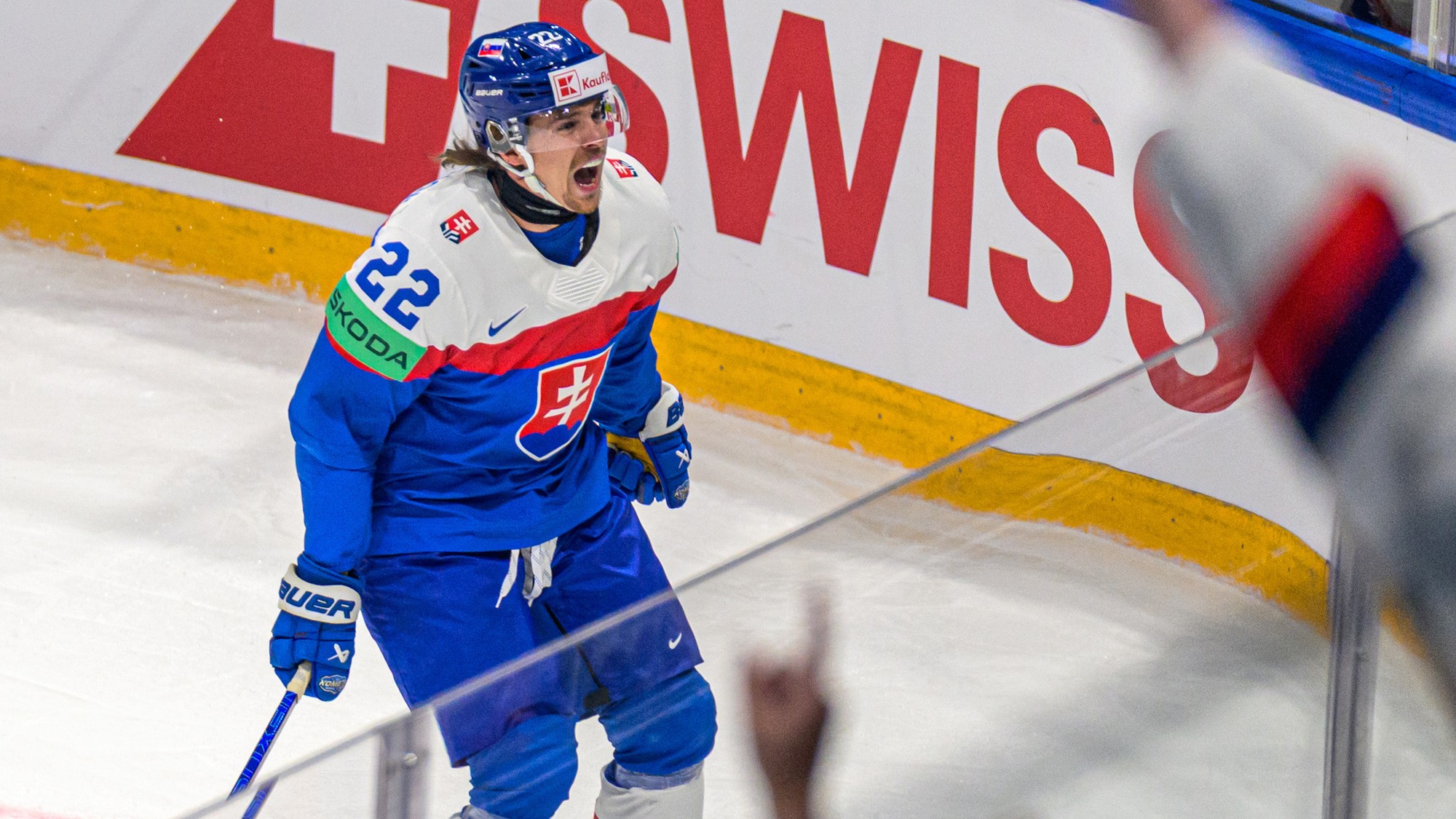 Kristián Pospíšil (Slovensko) sa teší z gólu.