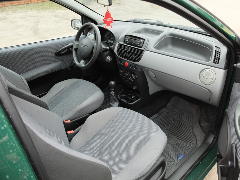 Fiat Punto II rok produkcji 2000 cena 4600 zł