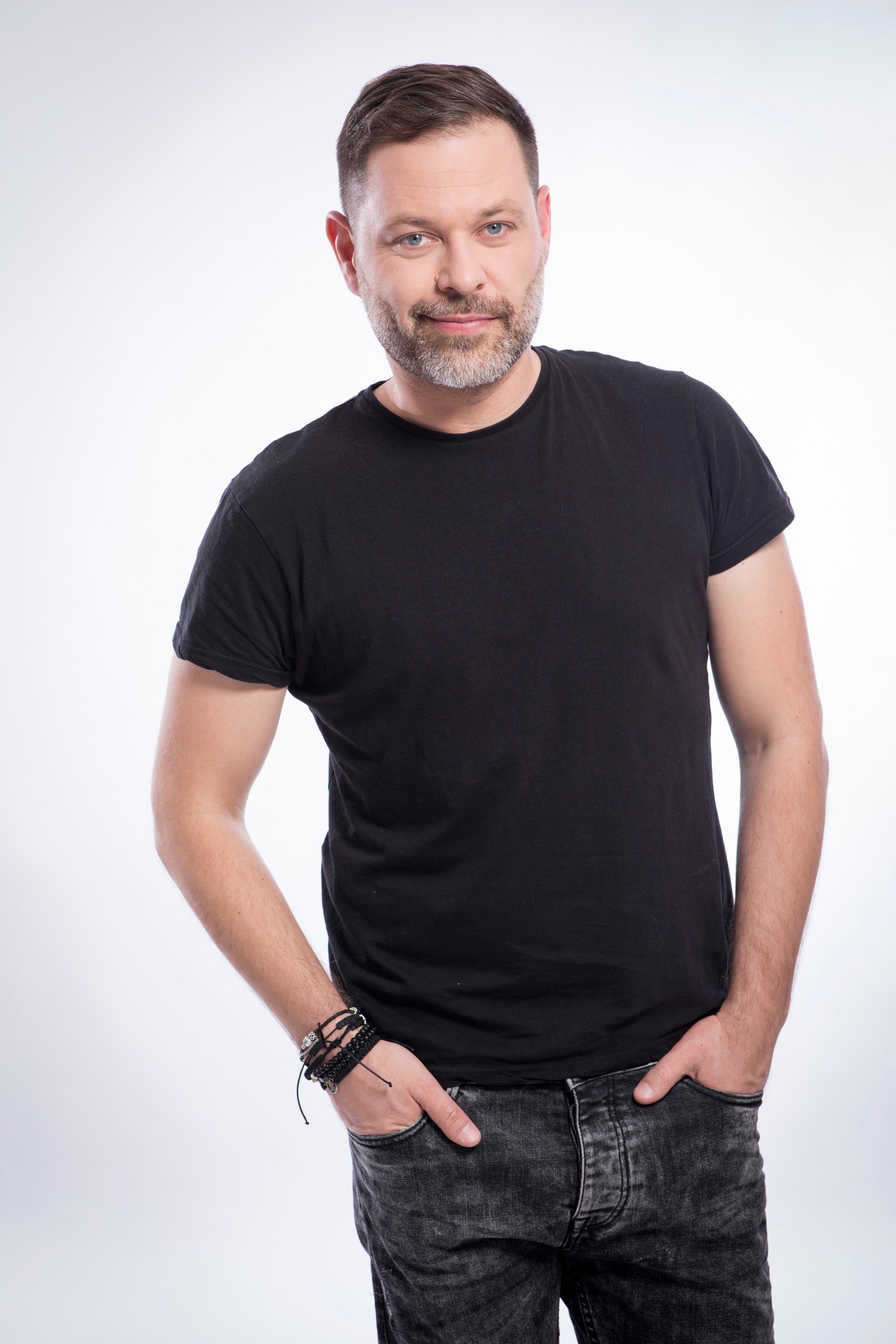 Moderátor Martin “Chyno” Chynoranský.