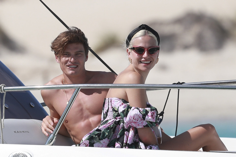 Pixie Lott na Formenterze