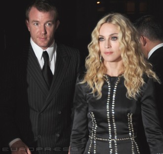 17165_95062-madonna-guy-richie-bi-d00011AA9bb1f57cb6ec7