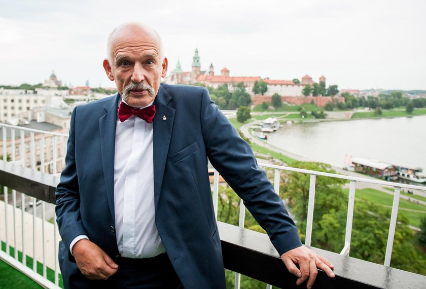 Korwin-Mikke idzie do sądu. Będzie się domagał dużych pieniędzy